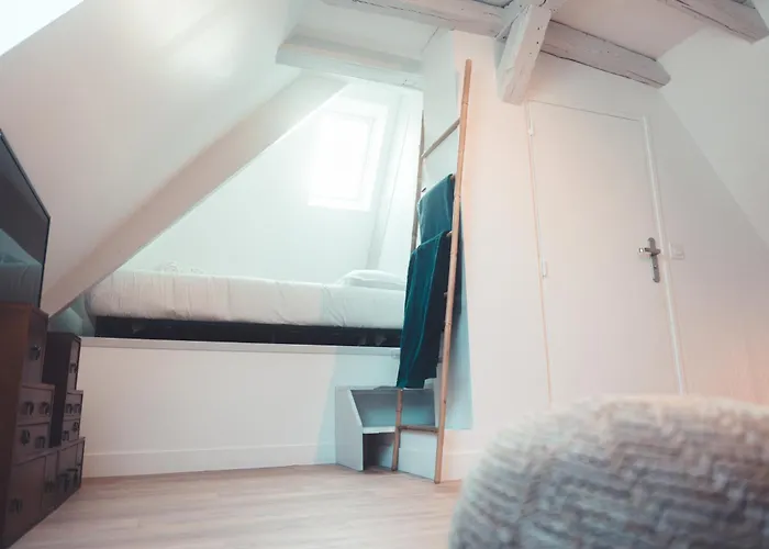 Cube Du Serpent Royal - Charmante Mezzanine Апартаменты